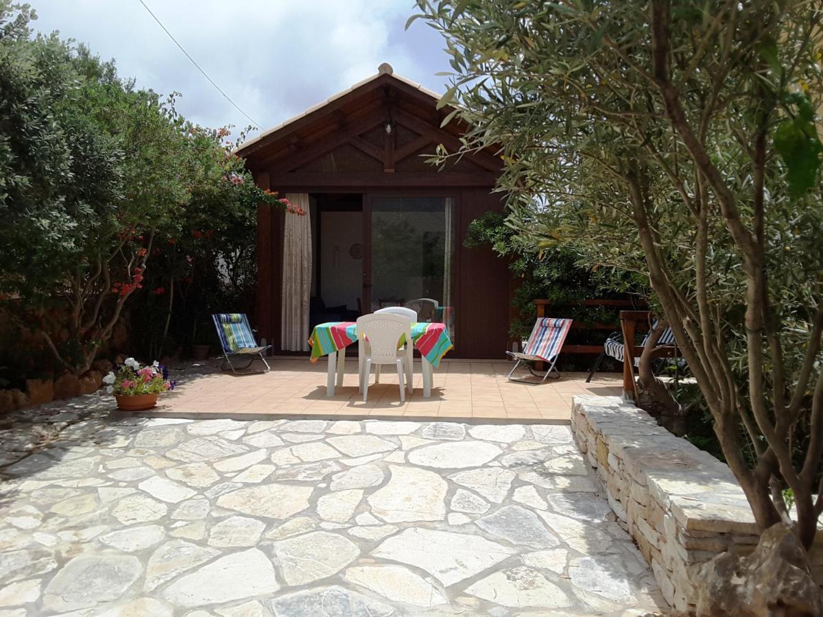 Il Rustico Di Pino Villa Custonaci Bagian luar foto